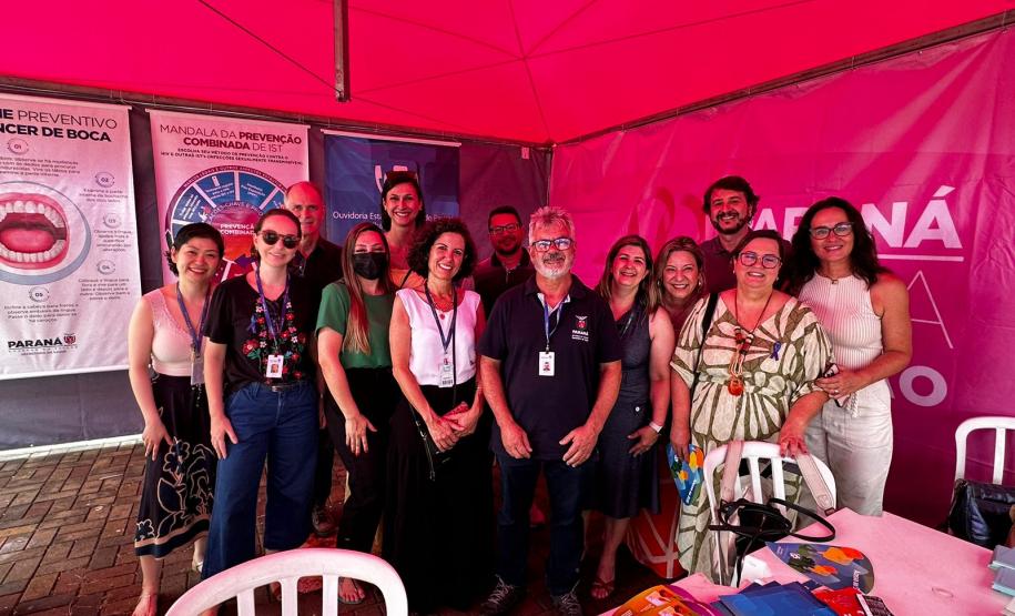 Sesa realiza ações em alusão ao Novembro Azul no calçadão de Londrina