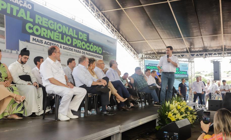 Após investimento de R$ 16,4 milhões, governador inaugura Hospital de Cornélio Procópio