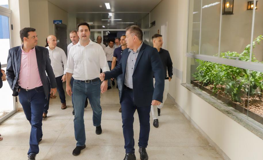 Após investimento de R$ 16,4 milhões, governador inaugura Hospital de Cornélio Procópio