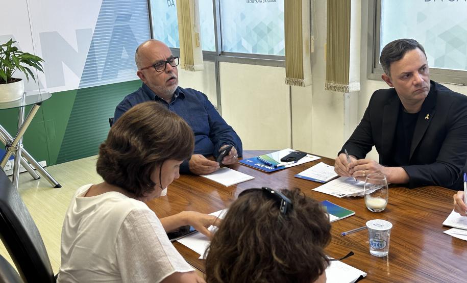 Sesa e Associação Paranaense de Psiquiatria debatem a inserção de novos medicamentos na rede SUS