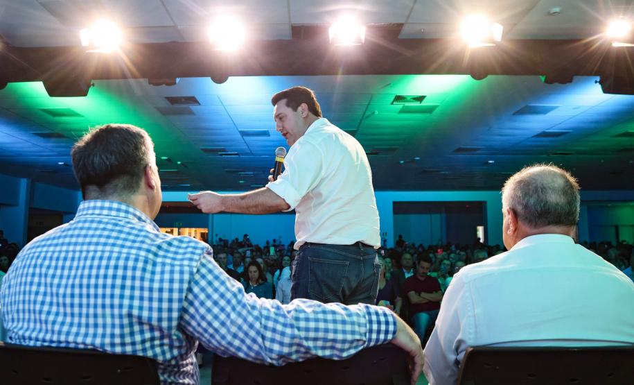 Governador anuncia R$ 1 bilhão para fortalecer a saúde no Paraná