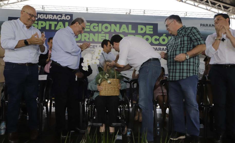 Após investimento de R$ 16,4 milhões, governador inaugura Hospital de Cornélio Procópio