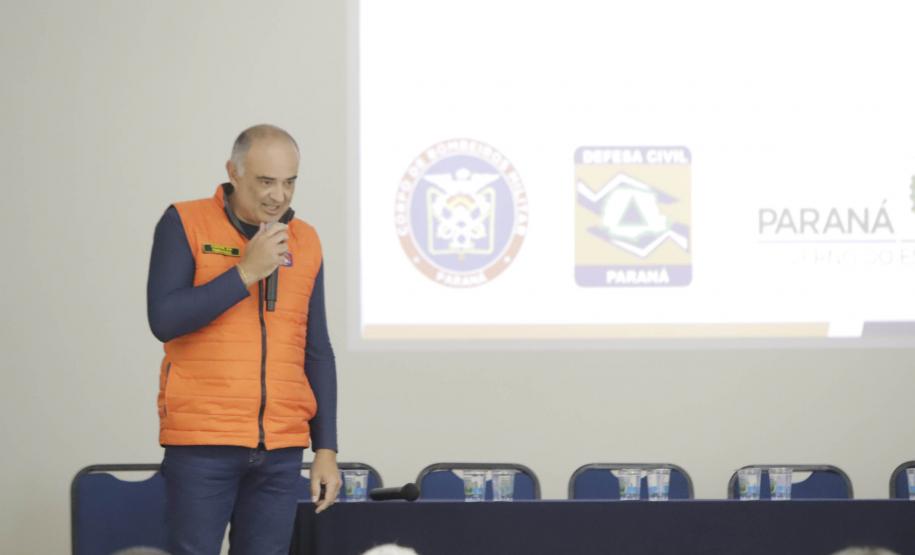 Profissionais contratados para o Verão Maior Paraná vão auxiliar população afetada pelas chuvas