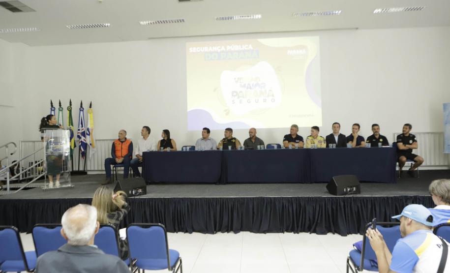 Profissionais contratados para o Verão Maior Paraná vão auxiliar população afetada pelas chuvas