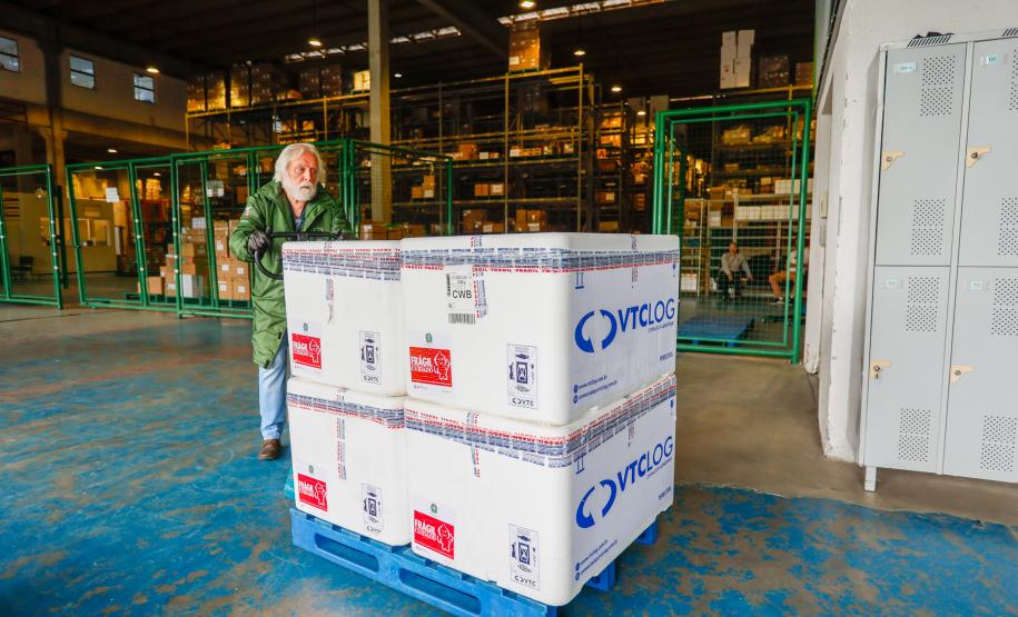 Paraná recebe primeiro lote de vacinas contra a dengue