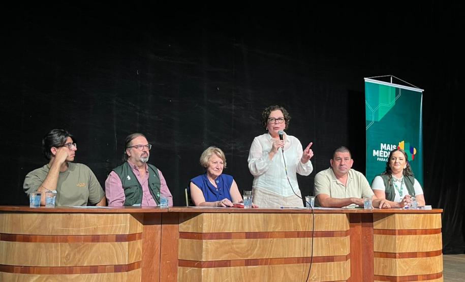 Profissionais do Programa Mais Médicos participam de acolhimento no Paraná