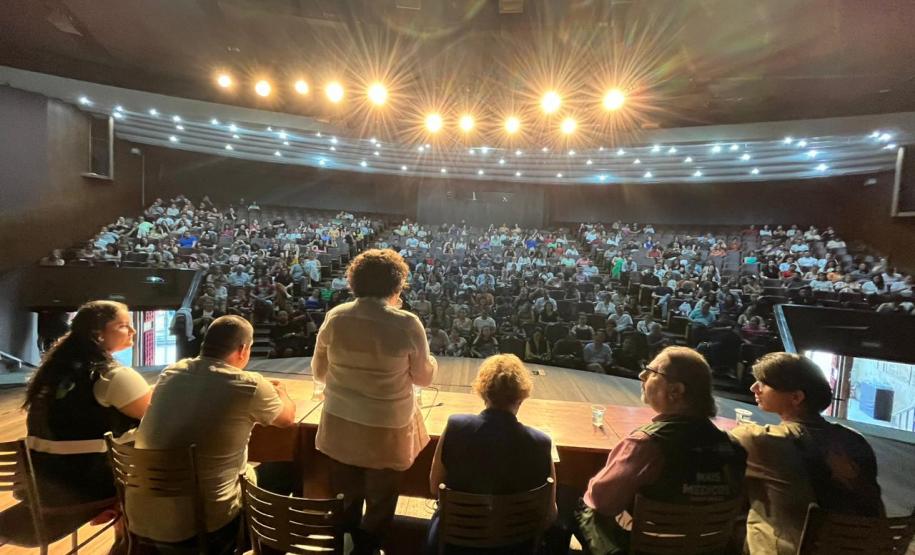 Profissionais do Programa Mais Médicos participam de acolhimento no Paraná