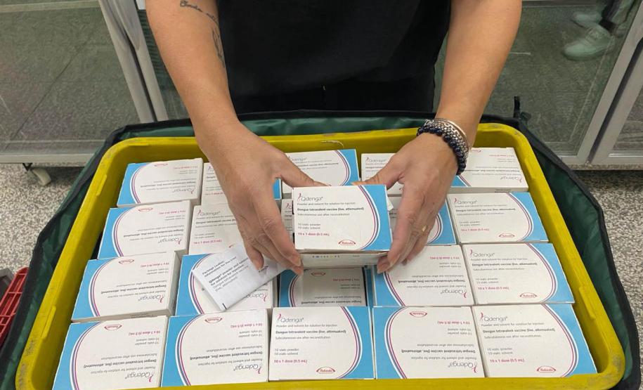 Estado distribui vacinas da dengue às Regionais de Saúde e promove instrução de aplicação