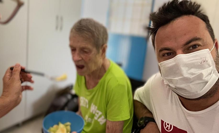 No dia nacional do Cuidador de Idosos, Saúde ressalta a importância da dessa atividade