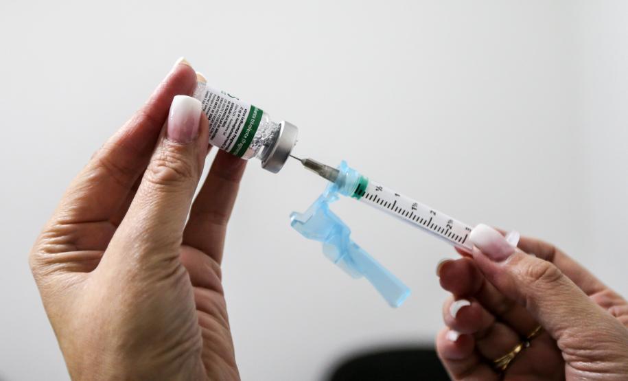 Campanha de vacinação contra a gripe começa nesta segunda para 4,5 milhões de pessoas