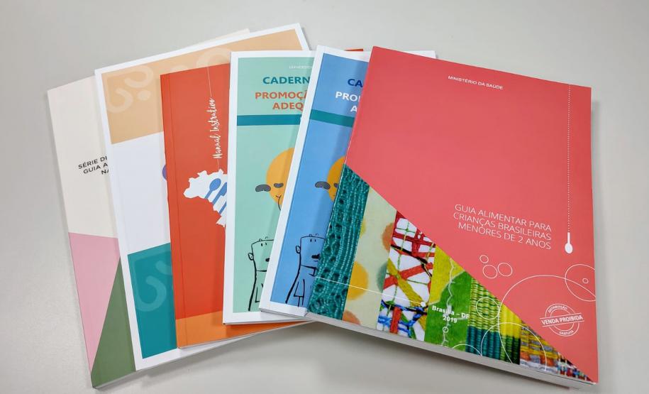 Saúde distribui em todo o Paraná material sobre cuidados com sobrepeso e obesidade