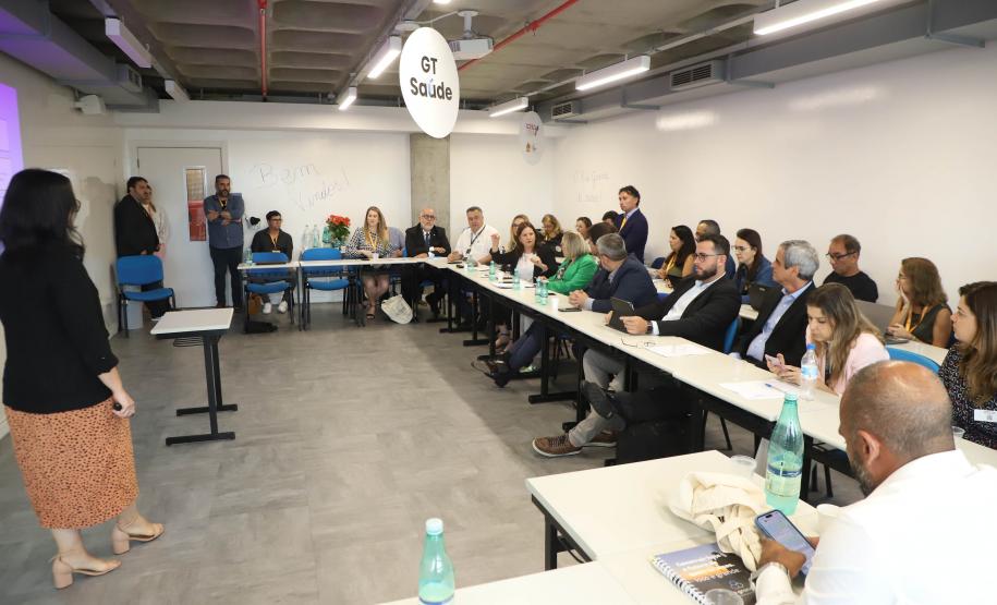 Paraná apresenta processo de compra de medicamentos por consórcio no Cosud