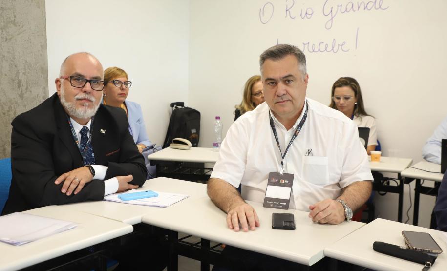 Paraná apresenta processo de compra de medicamentos por consórcio no Cosud