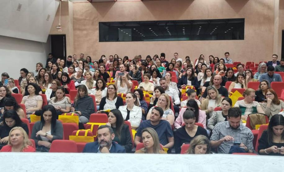 Seminário atualiza profissionais da saúde sobre a tuberculose e enfatiza a prevenção