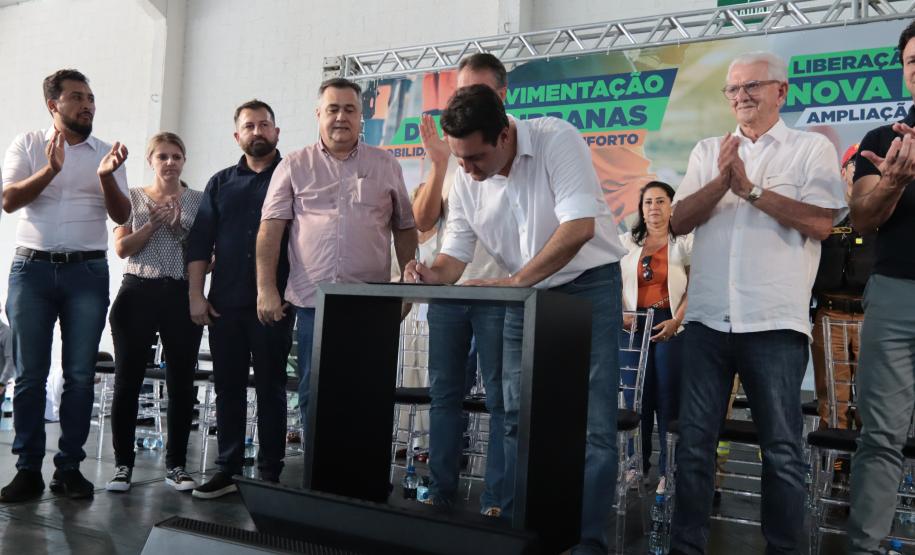 Governador anuncia R$ 4,7 milhões para nova maternidade e em Guaratuba
