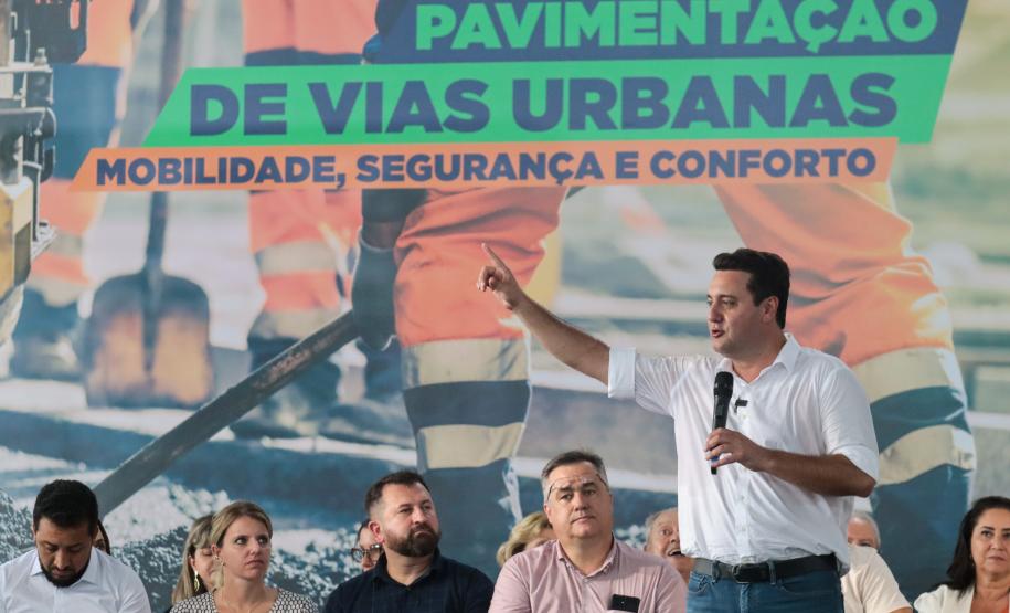Governador anuncia R$ 4,7 milhões para nova maternidade e em Guaratuba
