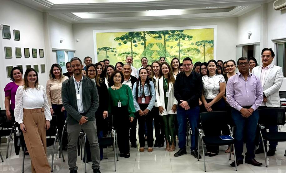 Diretores de hospitais do Norte Pioneiro debatem ajustes do fluxo hospitalar na região