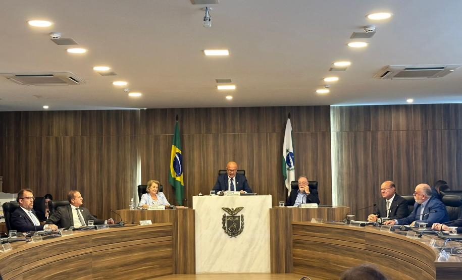 Saúde apresenta ações em reunião da Frente Parlamentar na Alep