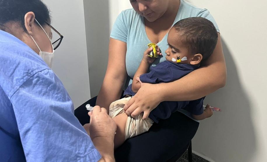 Dia D de vacinação contra a gripe mobiliza 10 mil profissionais da saúde