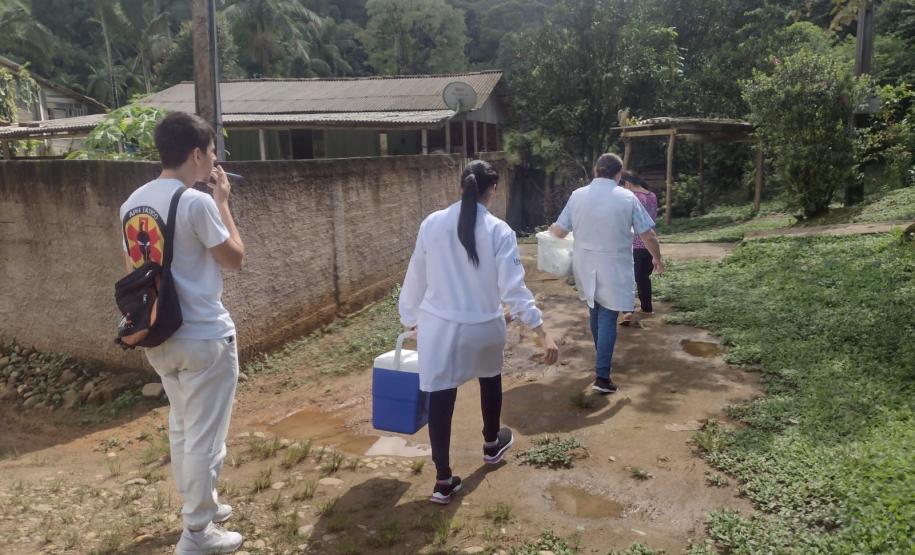Dia D de vacinação contra a gripe mobiliza 10 mil profissionais da saúde