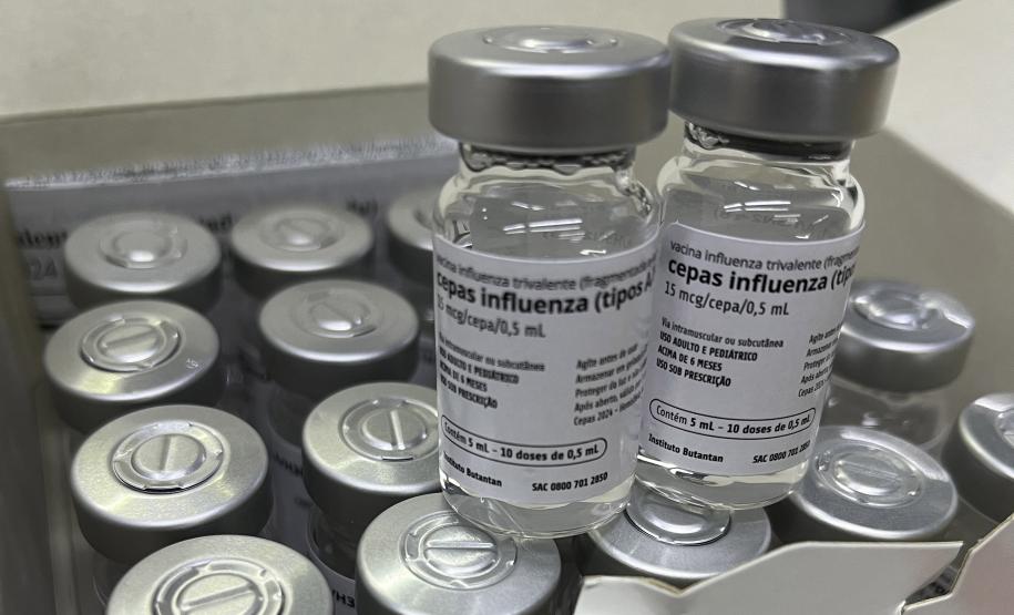 Com 1,3 mil salas abertas, Dia D de vacinação contra a gripe será neste sábado no Paraná