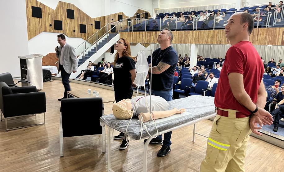 Saúde promove seminário para aprimorar cuidados na rede de urgência e emergência