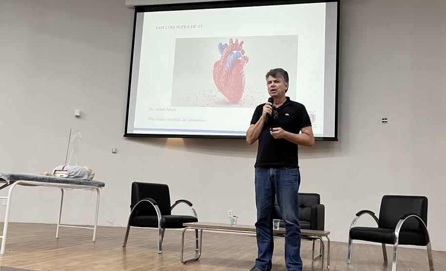 Saúde promove seminário para aprimorar cuidados na rede de urgência e emergência