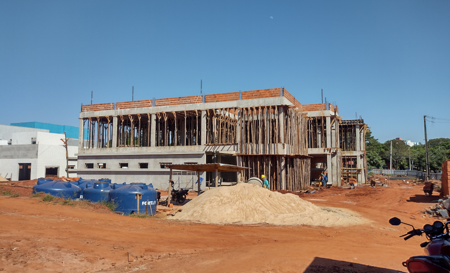 Novos Ambulatórios Médicos de Especialidades do Paraná têm obras adiantadas