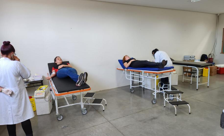 Hemonúcleo de Apucarana vai aos municípios coletar sangue e doações aumentam 20%