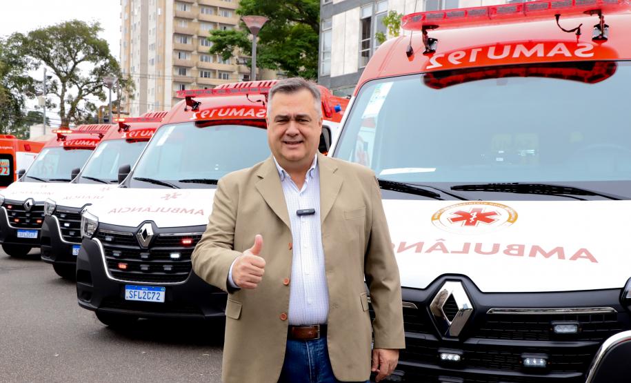 Estado entrega 24 novas ambulâncias para fortalecer o Samu de Curitiba