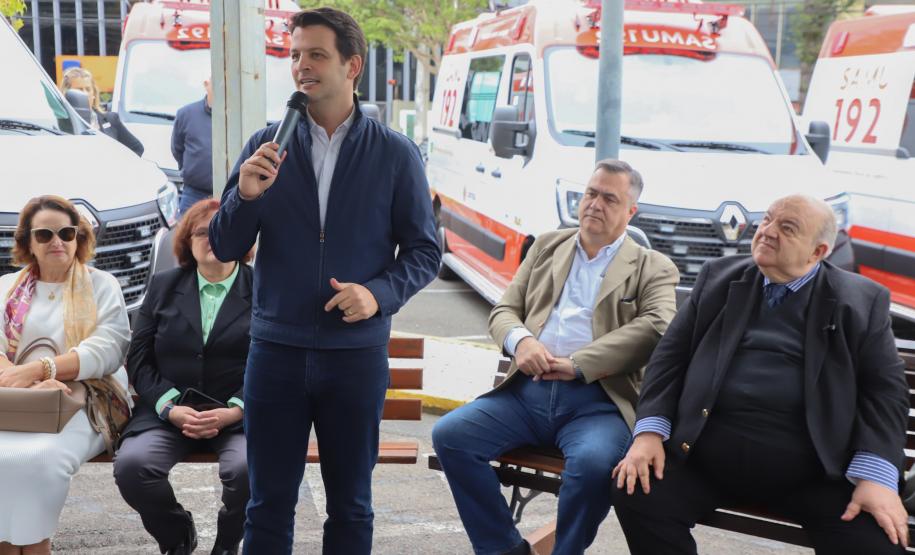 Estado entrega 24 novas ambulâncias para fortalecer o Samu de Curitiba