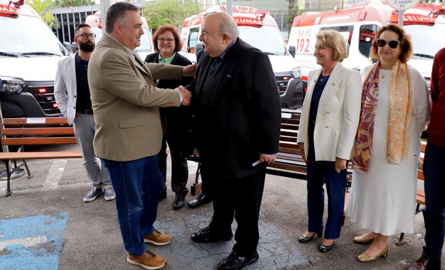 Estado entrega 24 novas ambulâncias para fortalecer o Samu de Curitiba