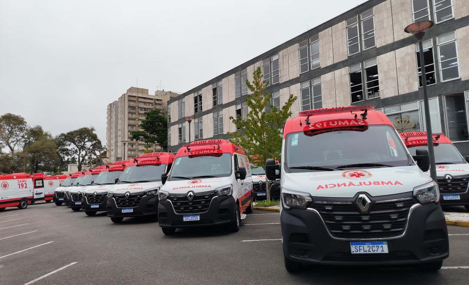 Estado entrega 24 novas ambulâncias para fortalecer o Samu de Curitiba