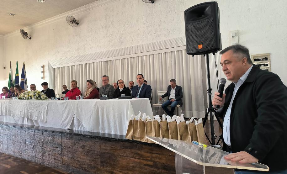 Saúde da mulher: Governo do Estado entrega mamógrafo para Rolândia