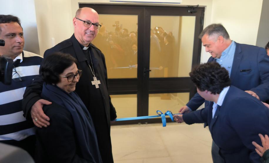 Governo inaugura novo pronto-socorro do Hospital da Providência em Apucarana