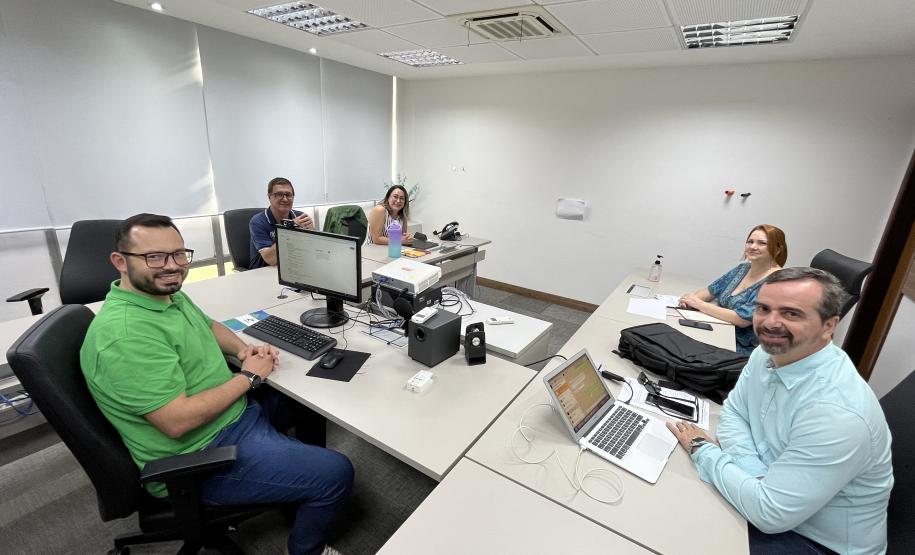 Programa SUS Digital tem adesão de 100% dos municípios paranaenses