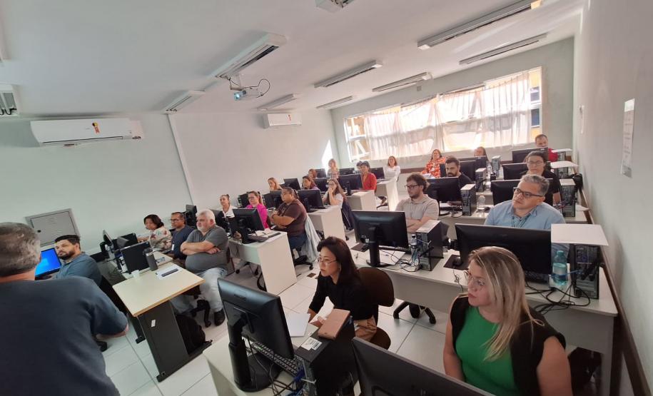 Servidores da Saúde aprimoram conhecimentos para coleta e análise de dados epidemiológicos