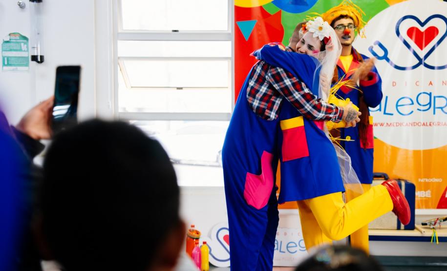 Pacientes de hospital infantil de Campo Largo entram no clima de festa junina
