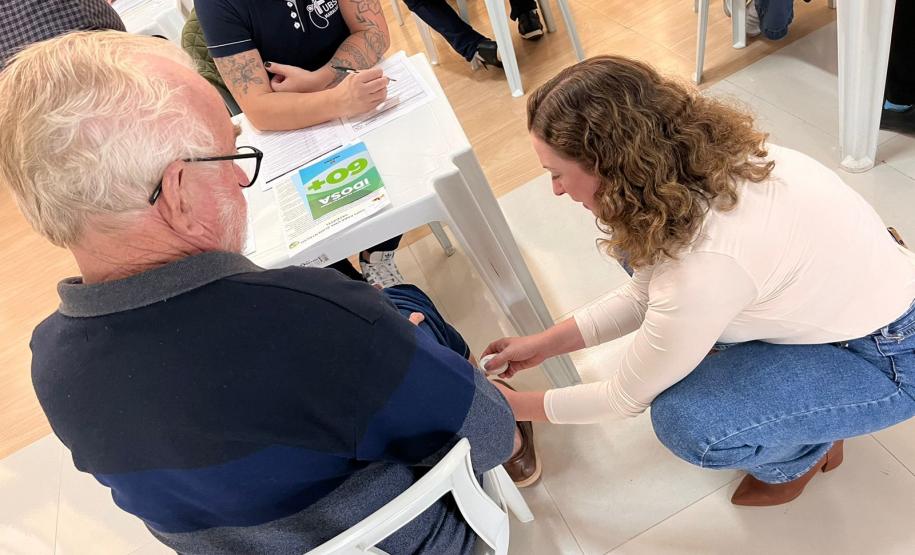 Saúde promove capacitação de profissionais e mutirão da pessoa idosa na região Oeste