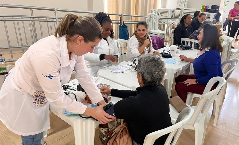 Saúde promove capacitação de profissionais e mutirão da pessoa idosa na região Oeste