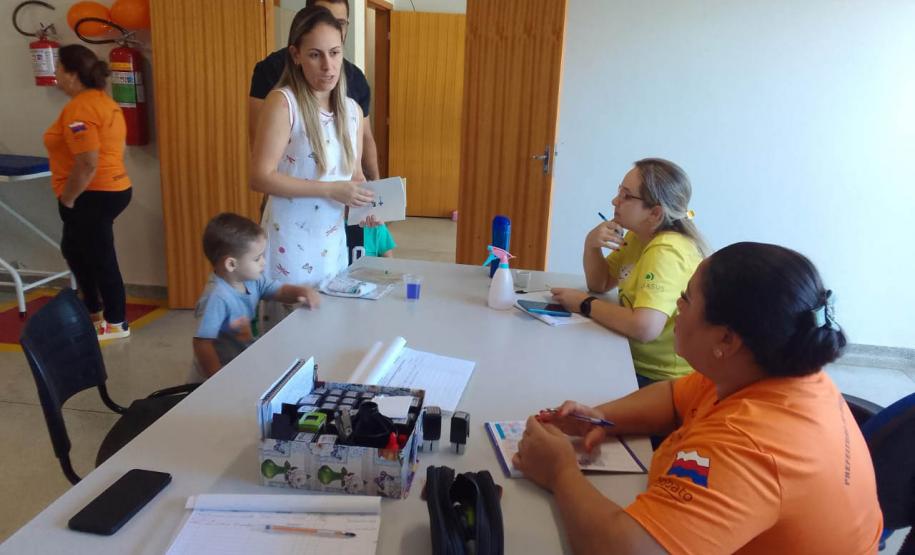 Mais de 70 mil crianças são imunizadas no Dia D contra a poliomielite em todo o Paraná