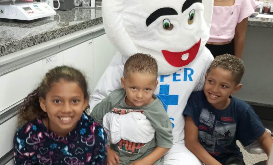 Mais de 70 mil crianças são imunizadas no Dia D contra a poliomielite em todo o Paraná