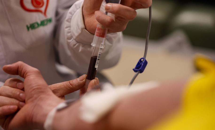 Com baixo estoque para sangues tipo O+ e O-, Paraná solicita doação de sangue