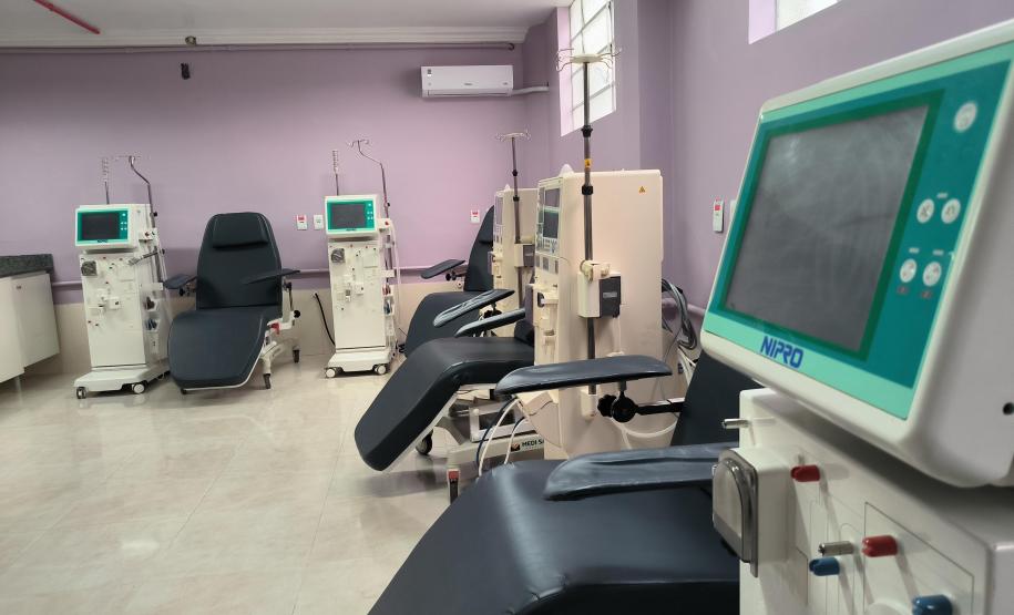Com investimento do Estado, Clínica de Hemodiálise de Castro é reativada