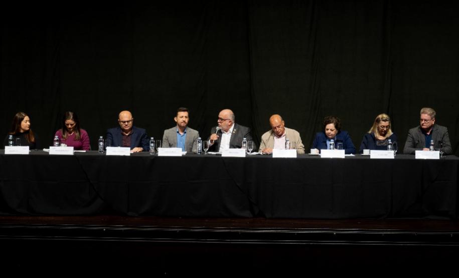 Estado define estratégias com municípios para aumentar cobertura vacinal