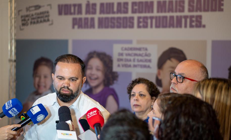 Governo começa campanha de vacinação nas escolas do Paraná a partir de segunda-feira