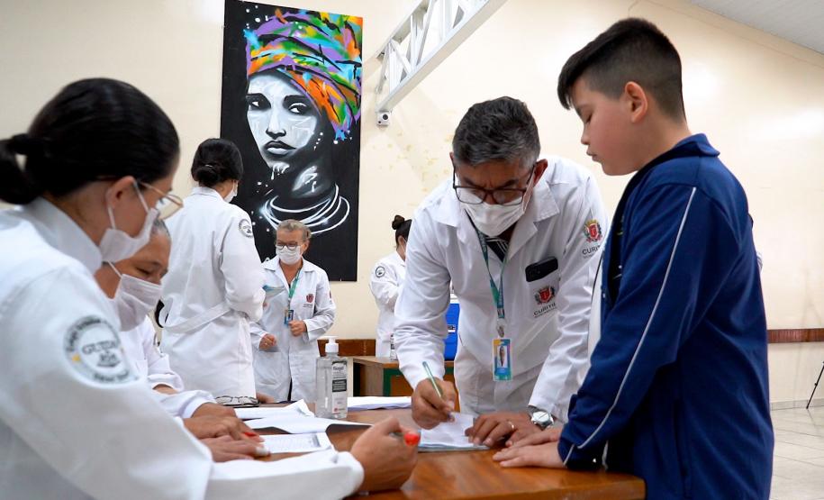 Primeira etapa da força-tarefa de vacinação nas escolas soma mais de 86 mil doses aplicadas