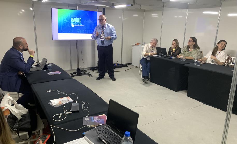 Experiências do Paraná em saúde digital foram tema de encontro do Sul e Sudeste