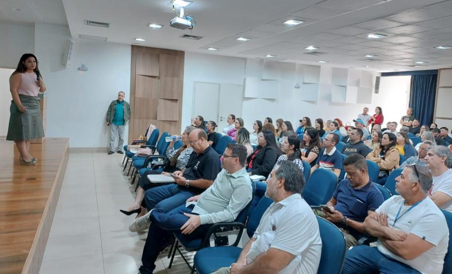 Secretaria da Saúde capacita profissionais do Norte Pioneiro sobre febre maculosa