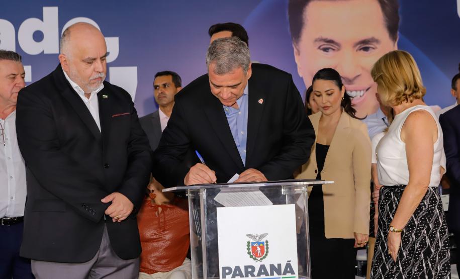 Em parceria com AACD, governador anuncia Complexo de Reabilitação Silvio Santos